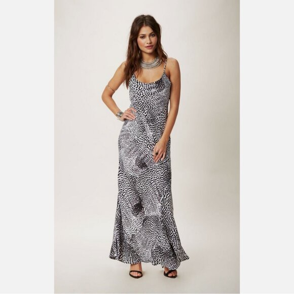 NWOT Planet Blue Blu Moon Animal Print Maxi Dress - Picture 1 of 3